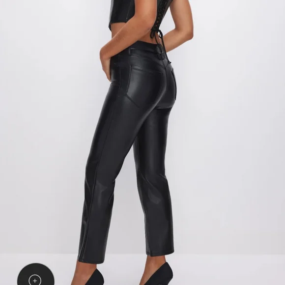 Good American Size 6/28 Black Cropped Mini Boot Faux Leather Pants - Picture 2 of 7